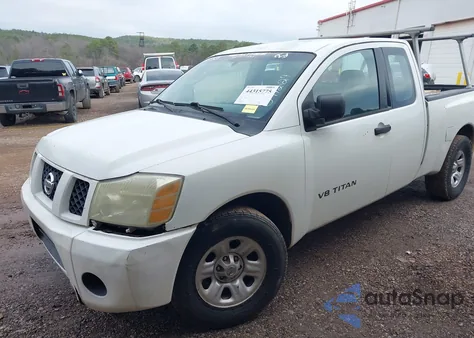 2005 Nissan Titan Xe z USA, uszkodzony, nr VIN 1N6BA06A75N547229